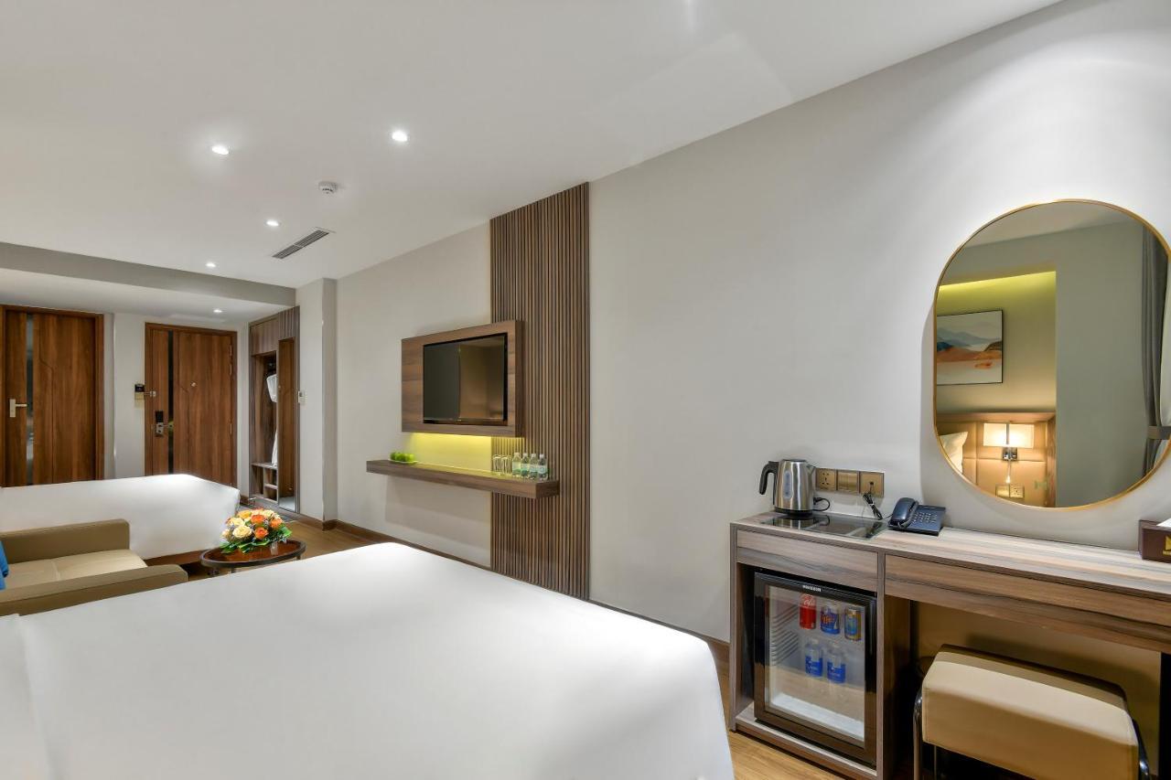 Maris Hotel Nha Trang Esterno foto