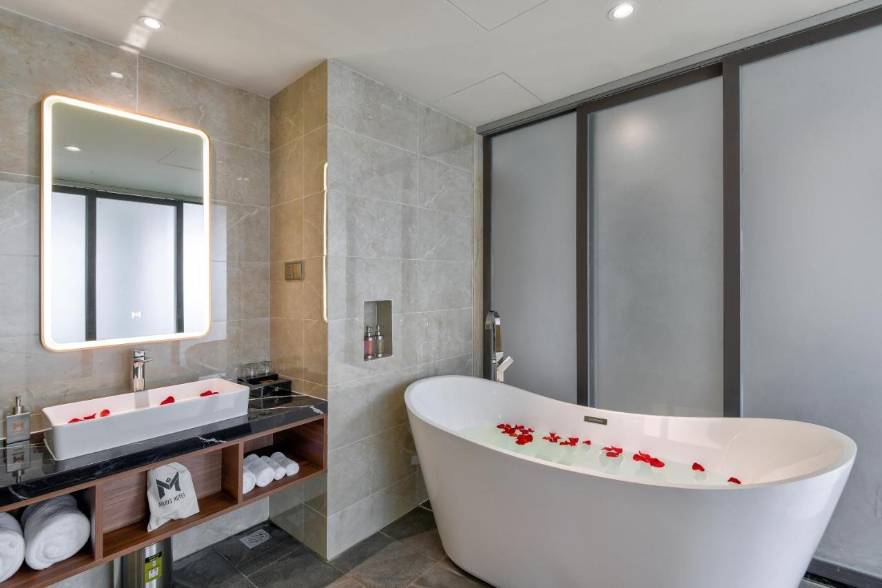 Maris Hotel Nha Trang Esterno foto